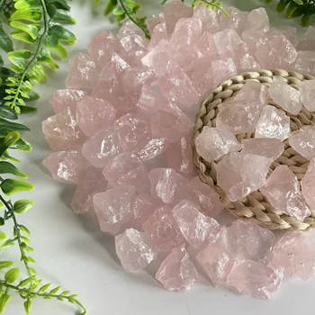 1-1,5cm Puošnus ledinis švarus rožinis kvarcas Neapdoroto akmens gabalas Savęs meditacija Meilės dovana Gero dydžio papuošalams 