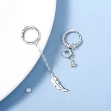 Didmeninės prekybos sidabro spalvos asimetriški mėnulio akmens plunksnų auskarai moterims Asmenybės puokštė Ausies linija Ausų sagtis Mados papuošalai
