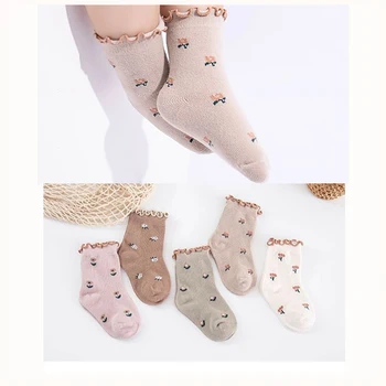 Kvėpuojančios vaikiškos kojinės Mielos Frilly kojinės kūdikiams Berniukai Mergaitės raukiniai Keliai Aukštos kojinės Gėlių siuvinėjimas Mažylis Vaikai Grindinės Kojinės