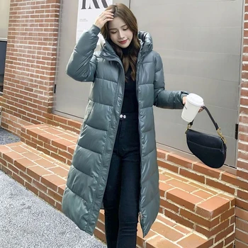 Moteriškas pūkinis medvilninis paltas 2023 Naujas rudens ir žiemos korėjiečių leidimas Mada vientisos spalvos ir sutirštintas ilgas virš kelių medvilninis paltas
