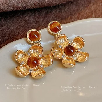 Moteriški vintažiniai romantiški gėlių papuošalai Kubinis cirkonis Papuošalai Madingi pakabuko auskarai Klasikiniai korėjiečių mados žavesio auskarai
