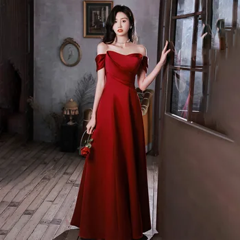 New Arrival Short Sleeve Burgundy Pleat A-Line Lace Up Floor-Long Formal Dress Boat Neck Satin Elegant Dress Woman Party A2782