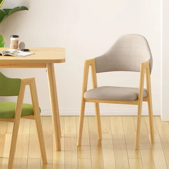 Paprastos berankės valgomojo kėdės Modernus minkštas viešbutis Ergonomiškos valgomojo kėdės Šiaurės šalių dizaineris Chaises Salle Manger baldai
