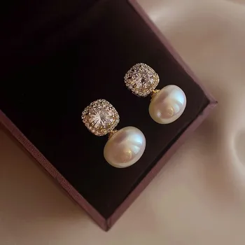 Prabangus korėjietiškas dizainas Cirkono kvadratas Barokiniai perlų smeigės auskarai moterims Mergaitės Vestuvių gimtadienio papuošalų dovana e2375