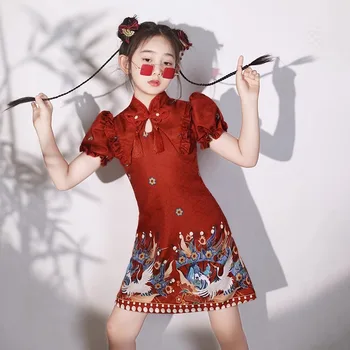 Raudona Qipao mergaitė Rudens vaikai Cheongsam stilius Vakarų pasivaikščiojimo šou suknelė Princesė Kūdikis Kinų Naujųjų metų drabužiai Tradicinė suknelė
