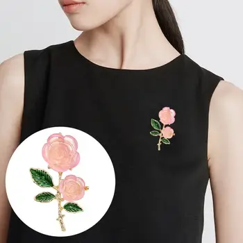 Rožinė gėlių sagė Aliejuje lašantys žali lapai Rožių gėlių smeigtukas Megztinis Megztinis Megztinis Megztinis Verslo kostiumas Atvartas Smeigtukas Papuošalų aksesuarai