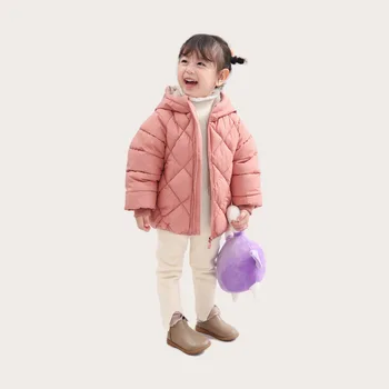 Rudens ir žiemos vaikų paminkštinta striukė berniukai ir mergaitės kūdikių storas paltas su gobtuvu Korėjietiška vaikiškos apatinės paminkštintos striukės versija