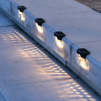 Sodas Kraštovaizdžio laiptų žibintai Lauko apšvietimas Tvoros lempa Vandeniui atspari saulės energija Balkonų apšvietimo lempos Pagrindinis Maža naktinė šviesa