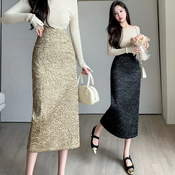 Tekstūra Ilgas juodas abrikosų sijonas moterims 2024 Žiemos metalo aukštoji mada A linijos blizgučiai Plyšys Midi sijonas Dizainerio drabužiai