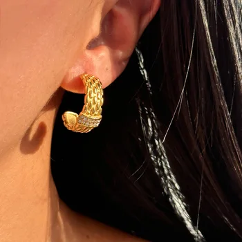 Vintažinis juostinis inkrustacinis grąžtas prašmatnus perdėtas auskarai moterims Nauji 18k paauksuoti metaliniai geometriniai C formos auskarai Vakarėlio papuošalai