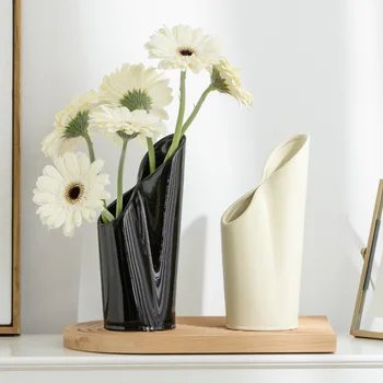 šiaurietiško INS stiliaus keraminės vazos svetainė šviesus prabangus valgomojo stalas namų dekoravimas vanduo pakeltos gėlių dekoracijos