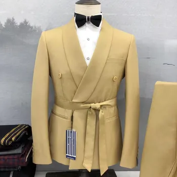 2023 Custom Fashion Yellow Wedding suits Vyrai suporuoti su diržu Oficialus jaunikis Smokingo skara Apykaklė Man Prom for Male Blazer Slim Fit